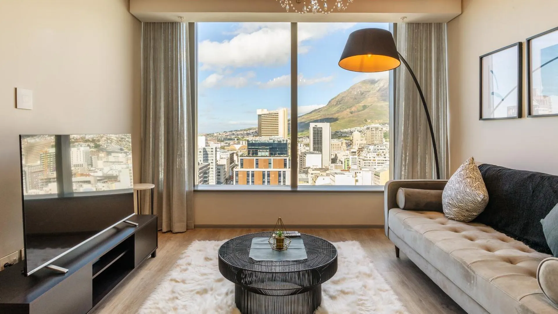 De Waterkant Luxury By Nivar Cape Town