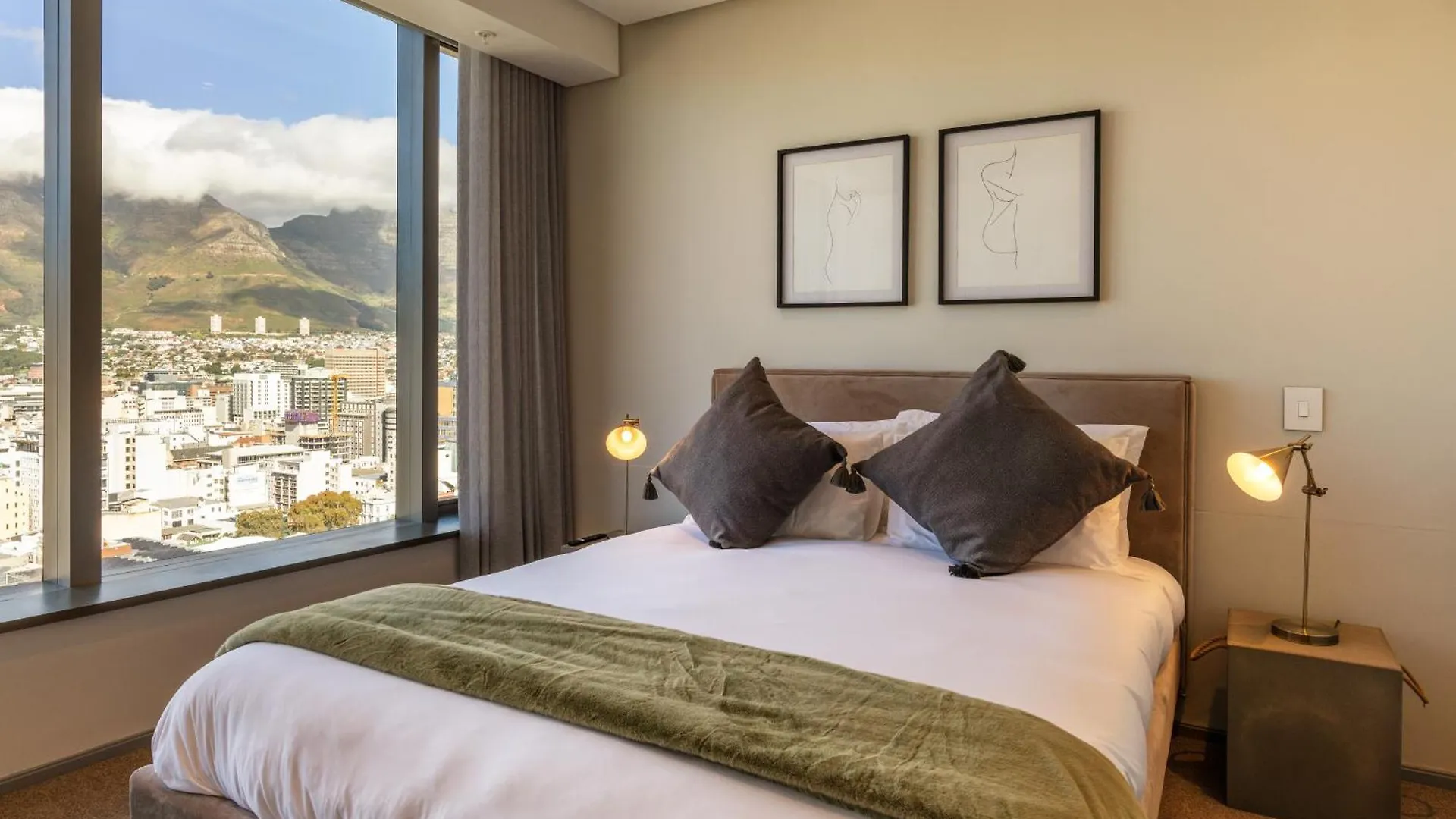 Daire De Waterkant Luxury By Nivar Cape Town